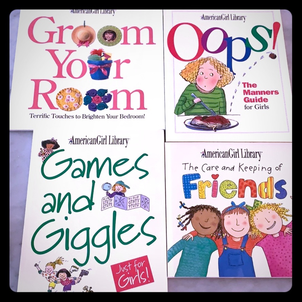 4 American girl books and 1 bonus